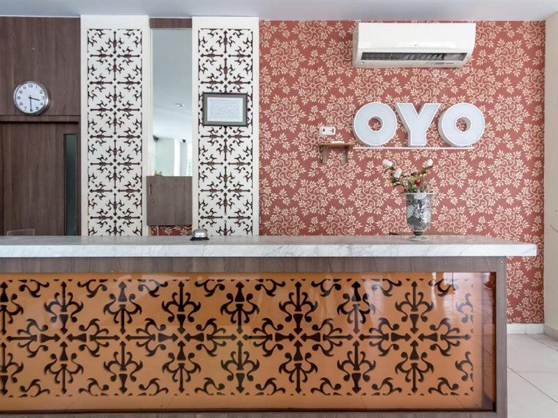 Oyo Flagship 1348 Hotel Home Anaya Medan Exterior foto